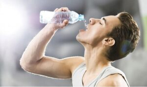 dấu hiệu cơ thể mất nước